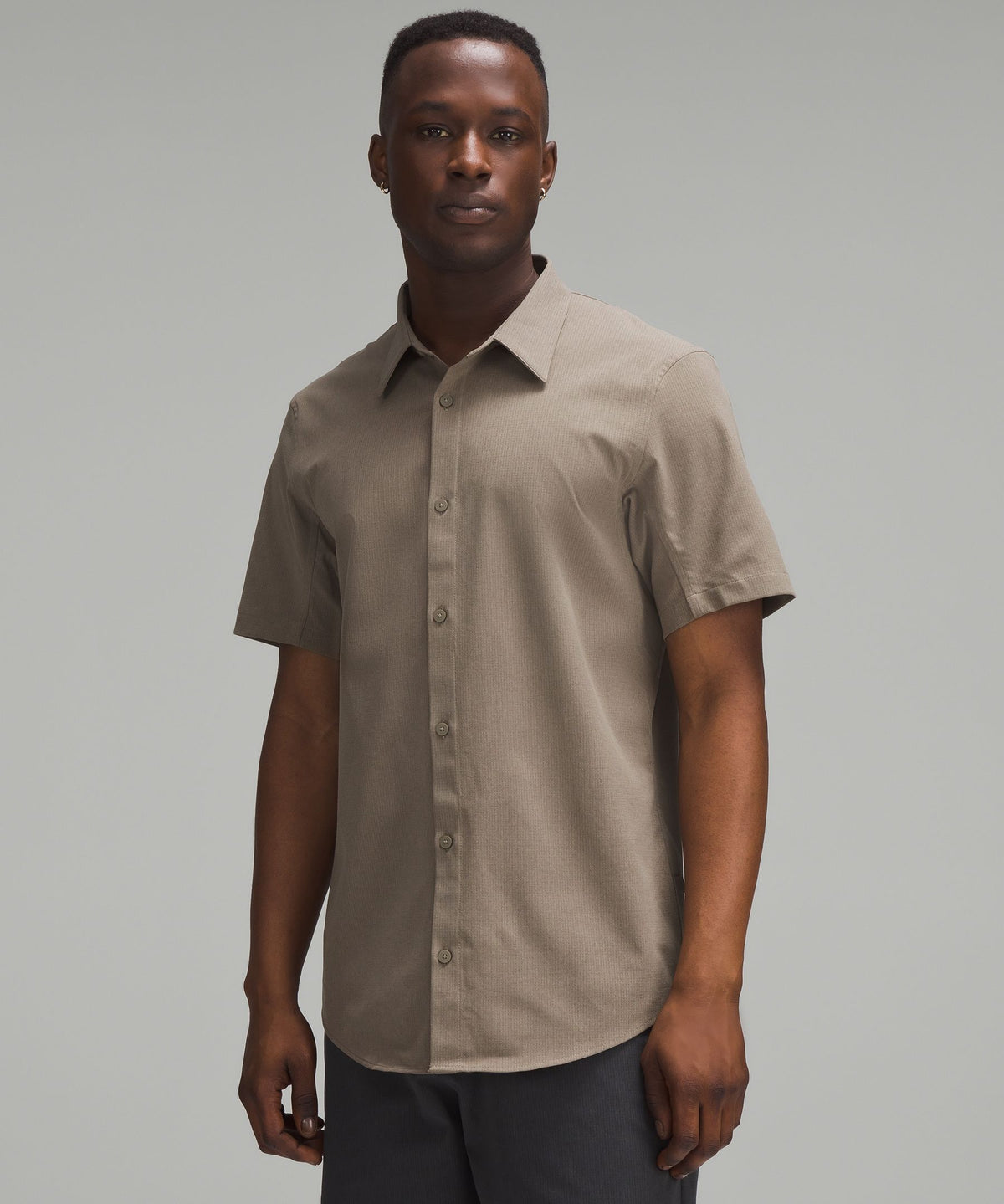 Airing Easy Short-Sleeve Shirt