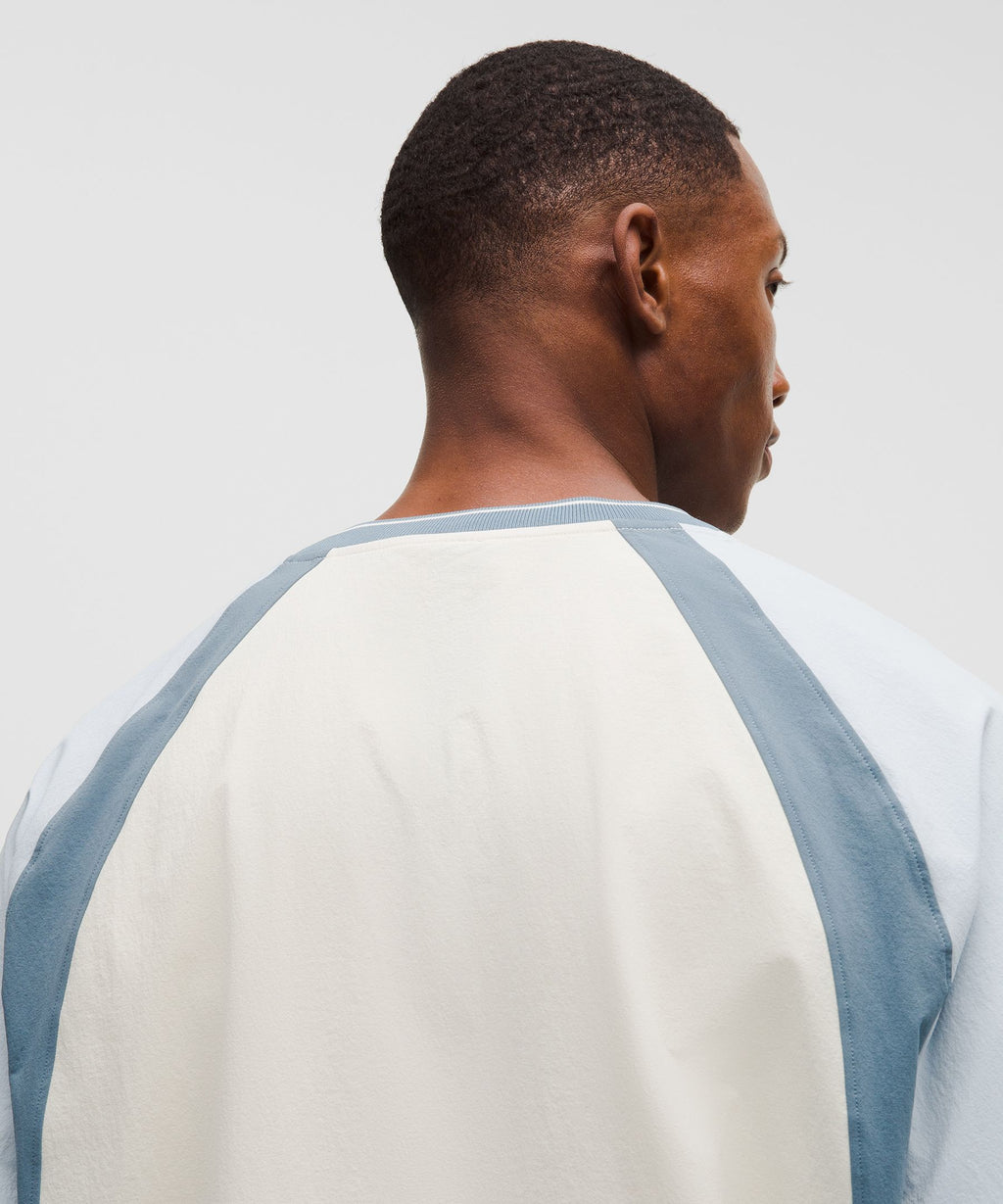 Water-Repellent Golf V-Neck Pullover