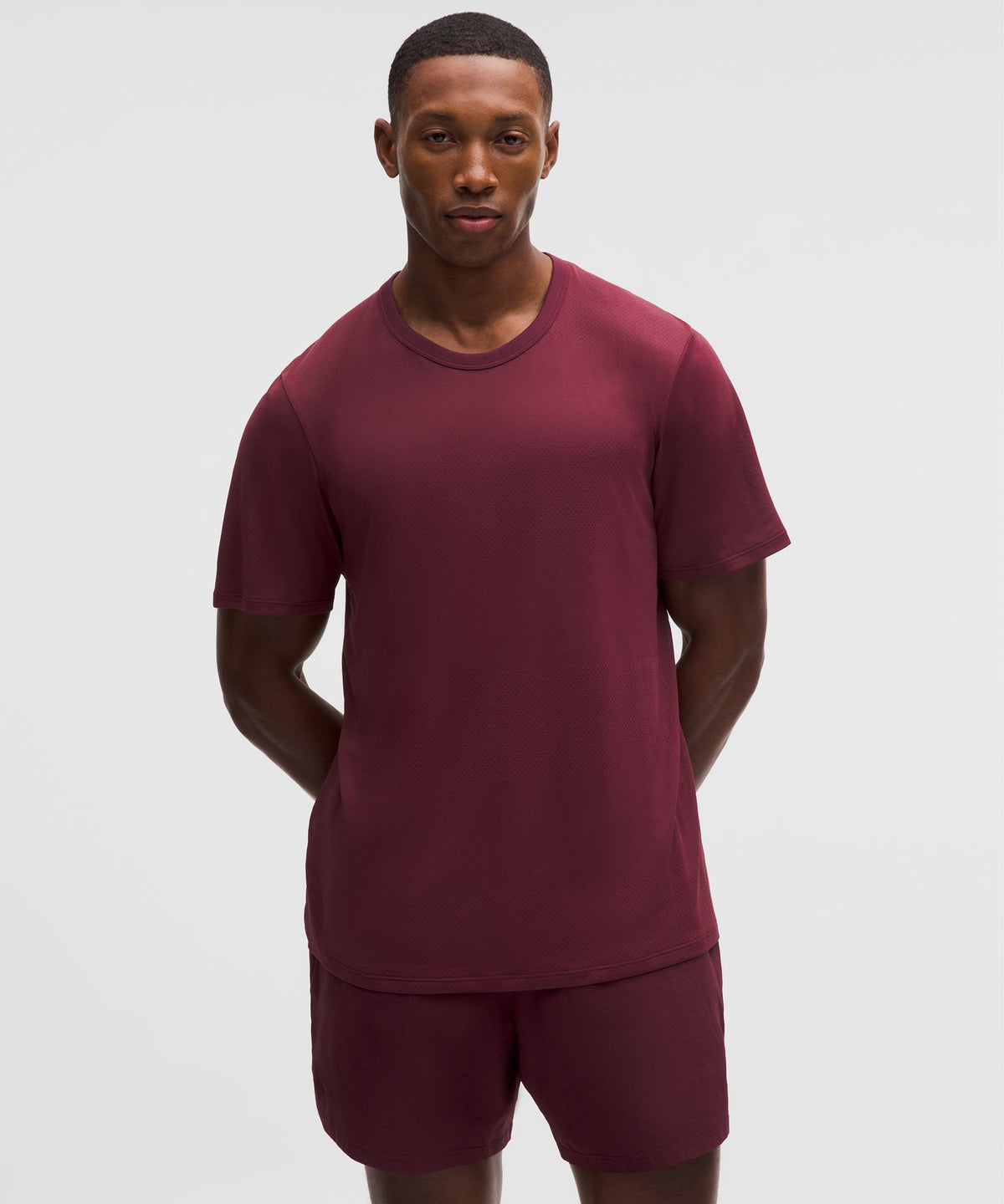 Men's Fast and Free Short-Sleeve ShirtPerforated Stripe