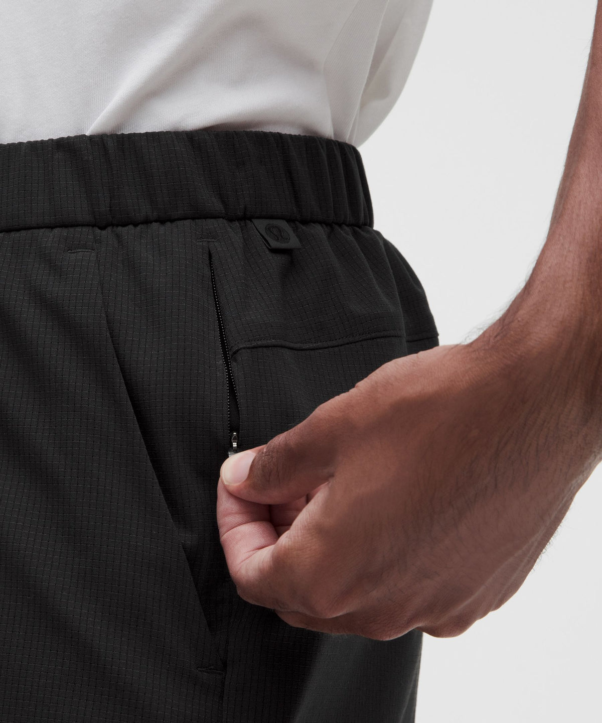 ABC WovenAir Pull-On Short 5"