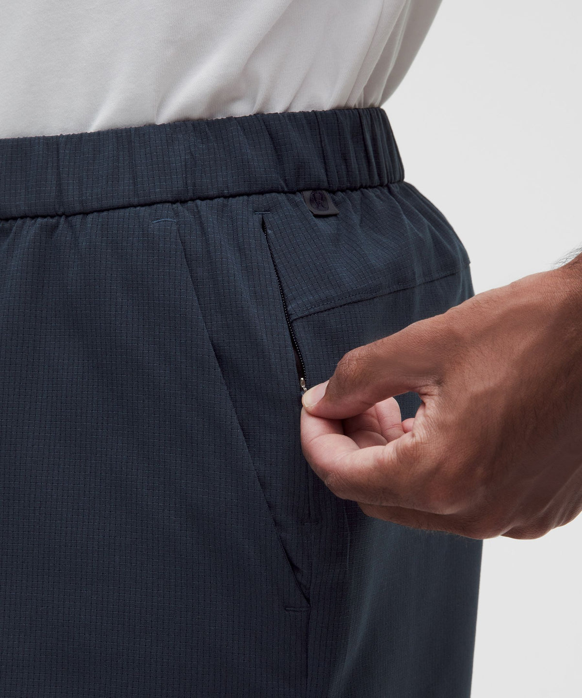 ABC WovenAir Pull-On Short 5"