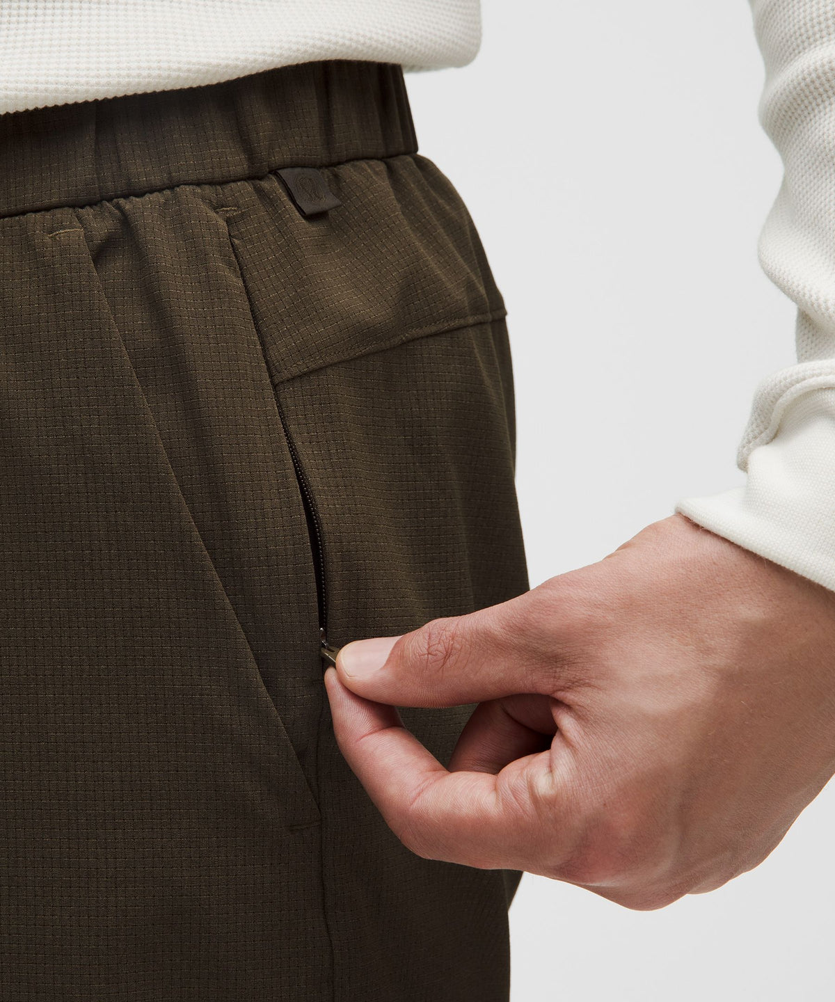 ABC WovenAir Pull-On Short 7"