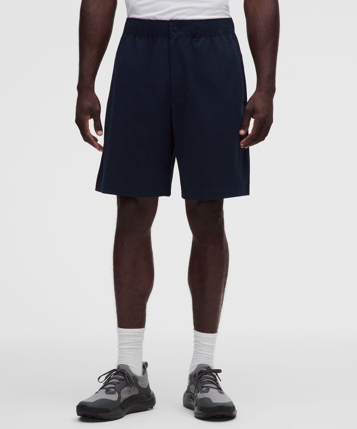 Unshaken Relaxed Pull-On Short 9"