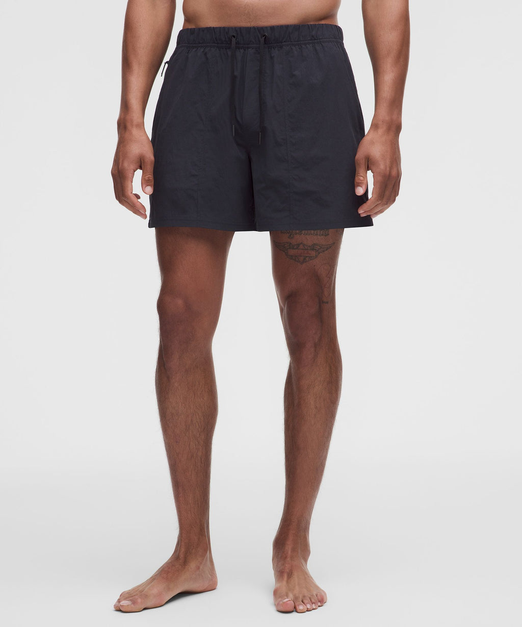 Beach to Trail Lined Short 5"
