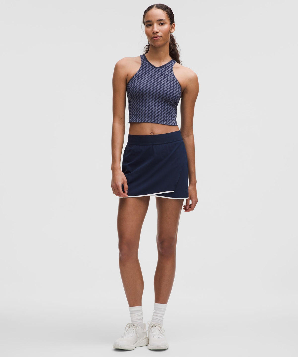 Cropped V-Neck Tennis Tank TopMedium Support, B/C Cup