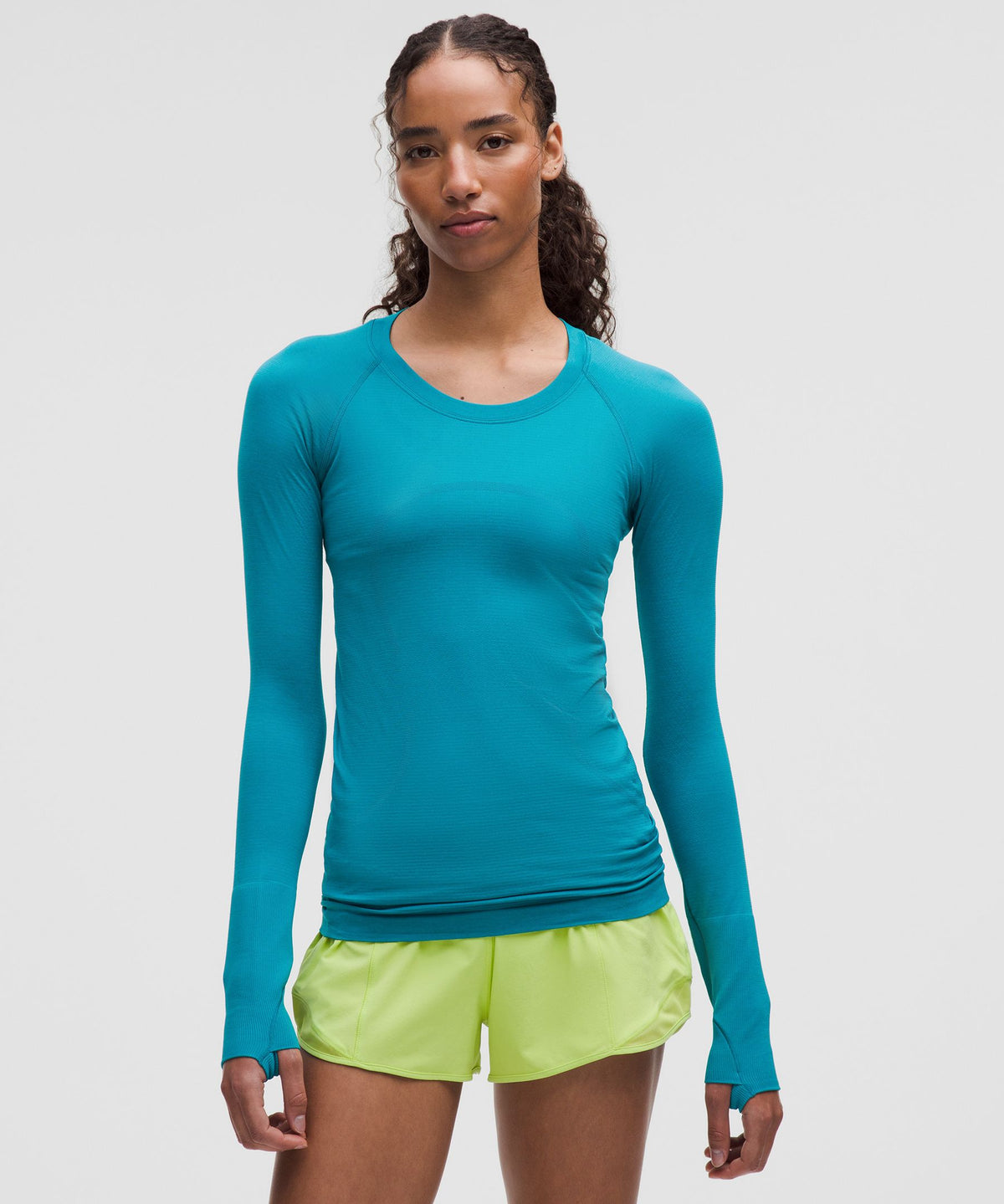 Swiftly Tech Long-Sleeve Shirt 2.0Hip Length