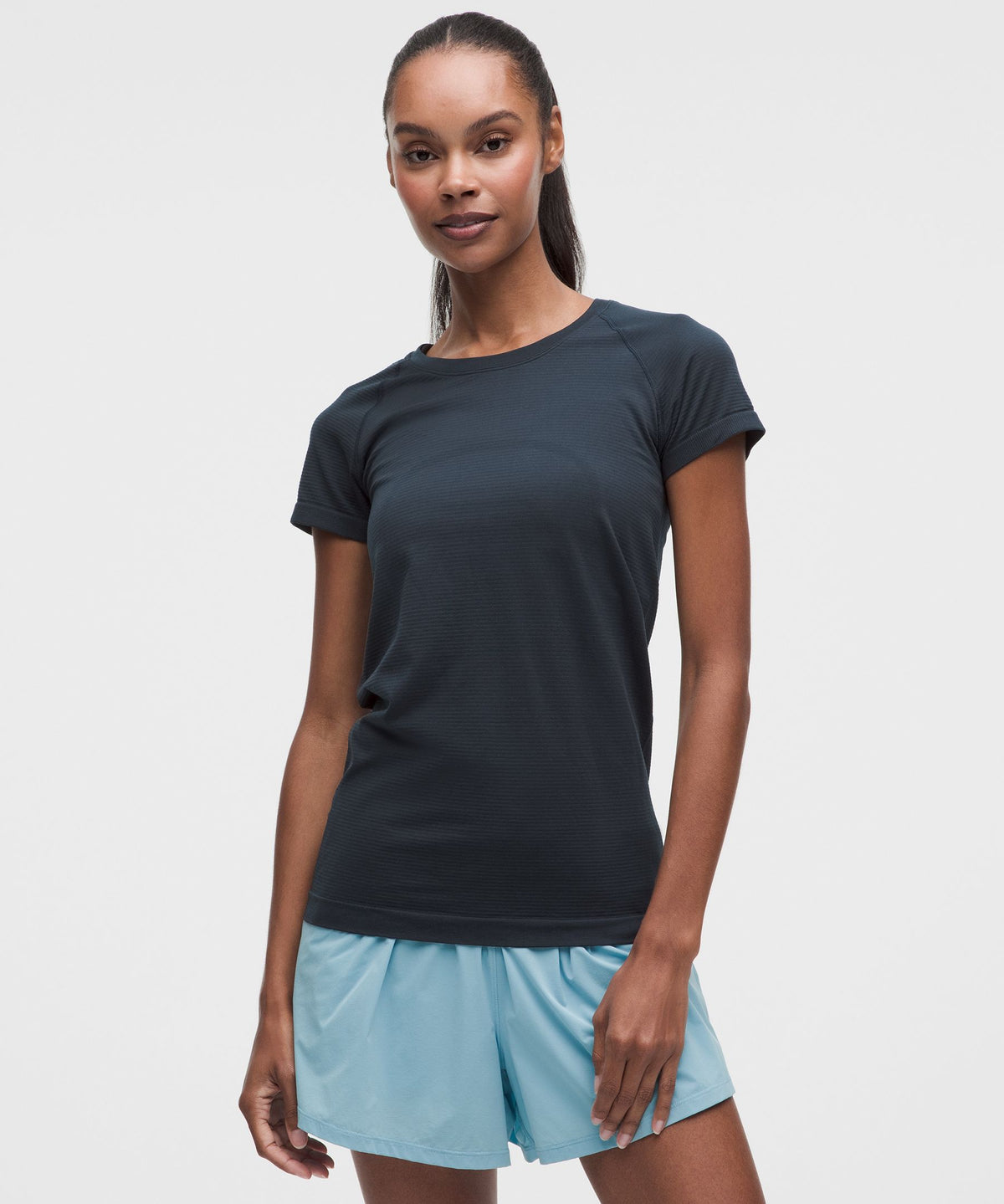 Swiftly Tech Short-Sleeve Shirt 2.0Hip Length