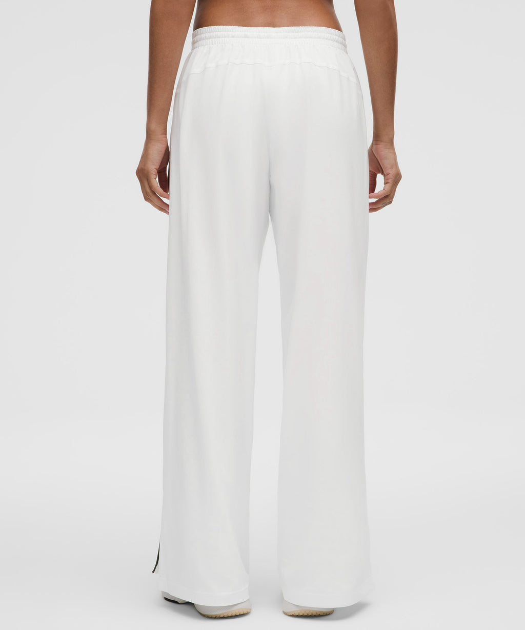 Court Rival Wide-Leg Track Pant RegularStitched Logo