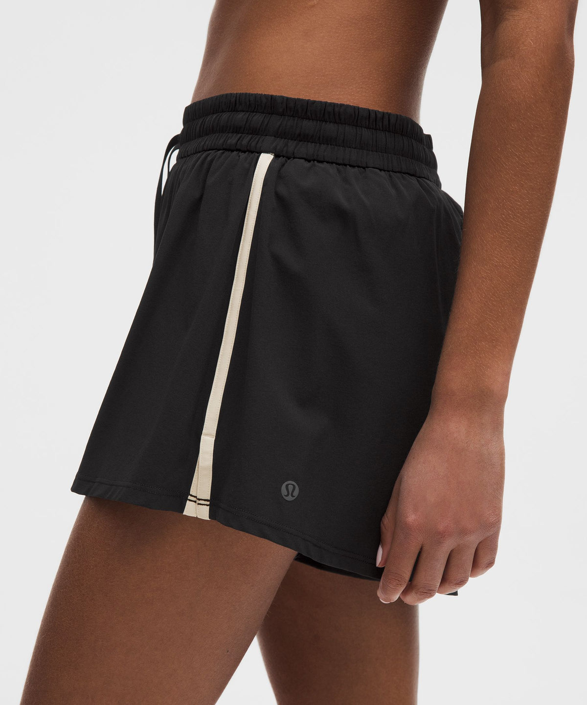 Swift Relaxed High-Rise Running Short 2.5"
