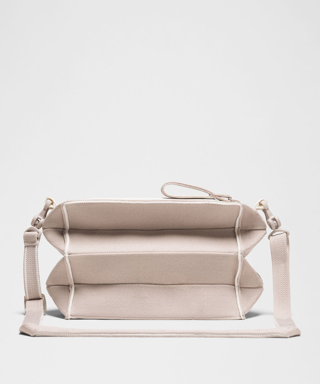 Fold It Hold It Crossbody Bag 3L